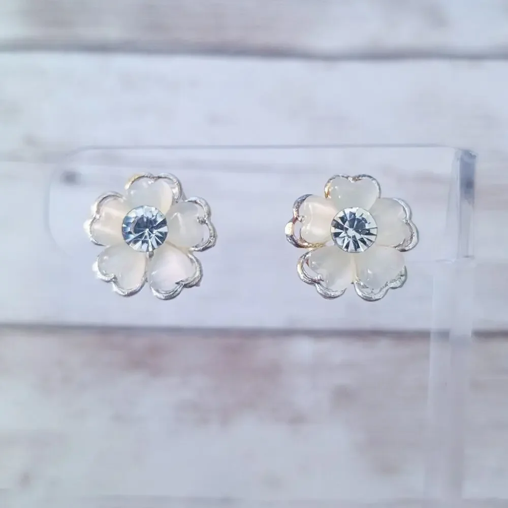 Vintage Clip On Earrings Pretty & Unusual Flower 5/8